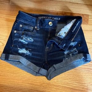 American Eagle ripped jean shorts NEW